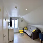 Plaisir Iodé - 50m Front De Appartement *